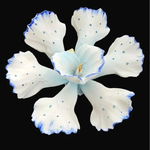 Vtg Capodimonte White / Blue Orchid Flower Italy Marked N w Crown L. Riole - Picture 2 of 8